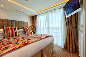 French Balcony - Voyage Vasco